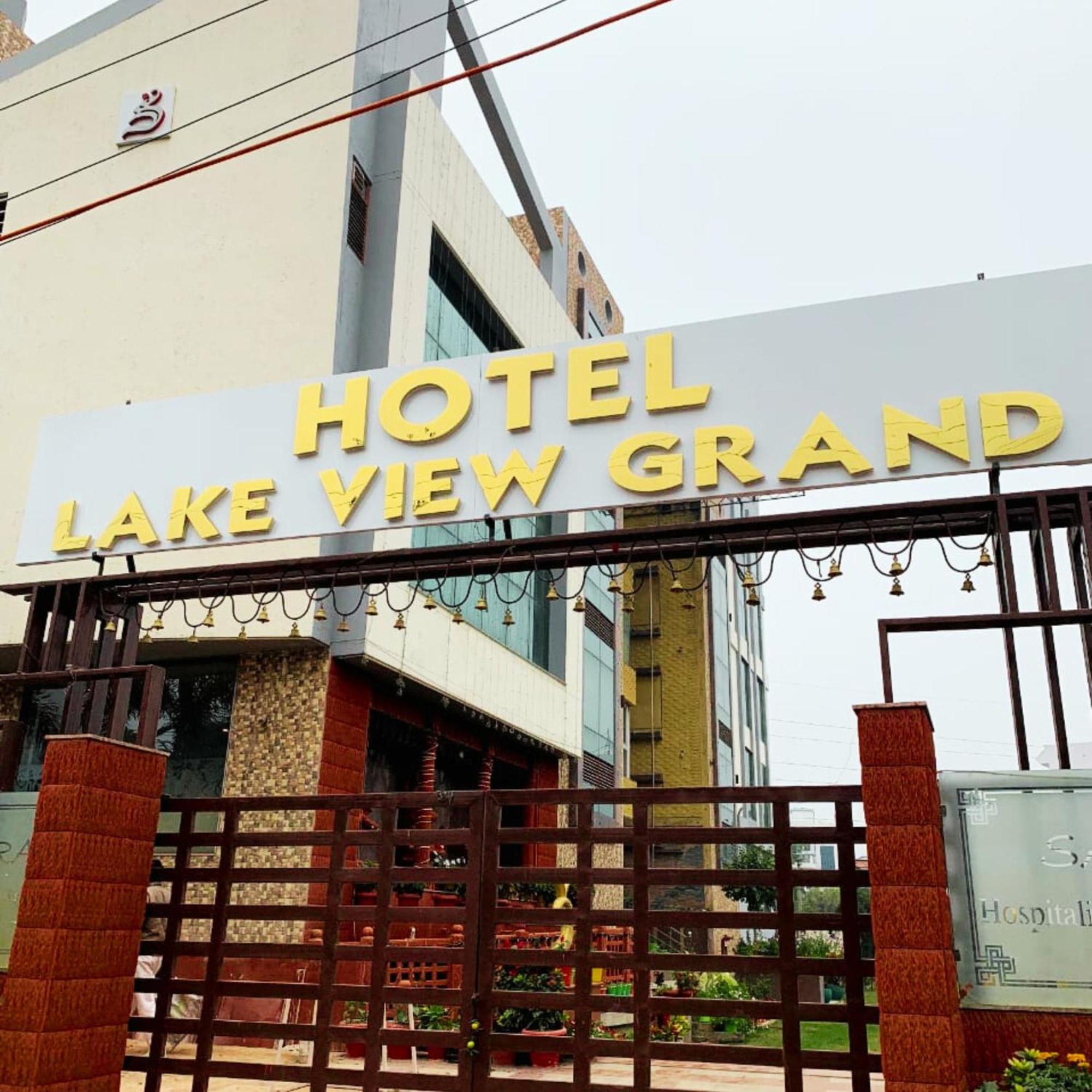 Hotel Lake View Grand Лакхнау Экстерьер фото